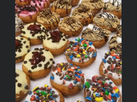 Peace, Love And Little Donuts Of The Strip District food