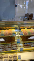 Archie's Hough Bakery food