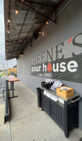 Greene's Pour House At The Granary food