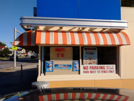 Dairy Queen (treat) outside