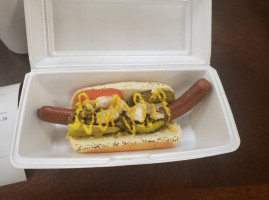 Big Dawgs Hot Dogs food