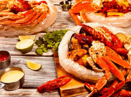 E Crab Cajun Seafood inside