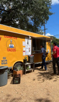 Cuantos Tacos food