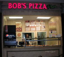 Bob's Pizza food