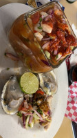 Los Mochis Tacos Y Mariscos food