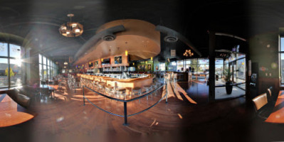 Hopcat inside