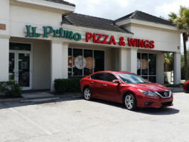 Il Primo Pizza Wings outside