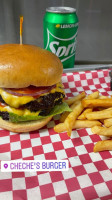 Cheche's Burger food