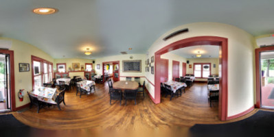 The Farmer's Table Cafe inside