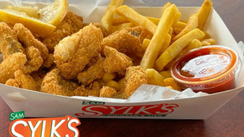 Sam Sylk's Chicken And Fish Akron Ohio food