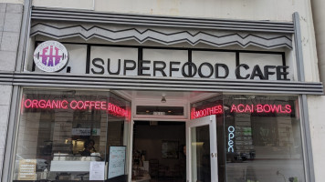 Fit Superfood Cafe outside