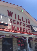 Willis Seafood Market, Salter Path Nc 28575 outside