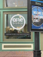 One Bistro food