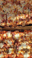 Mercato Roman Pizza food