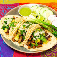 Gerardo's Tacos food