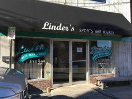 Linder's Sports Bar & Grill outside