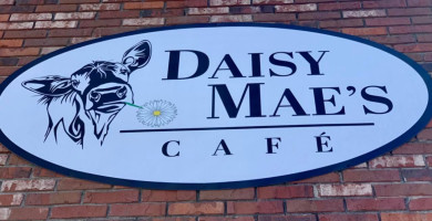 Daisy Mae's Cafe food