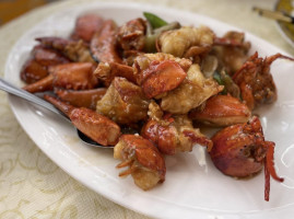 Ten Ten Chinese Seafood Dim Sum Tiān Tiān Yú Gǎng inside
