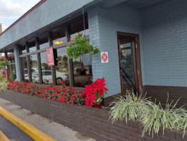 Gc Grill House By Golden Corral outside