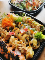 Uh Ga Sushi House food