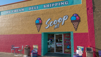 Scoop Mt food