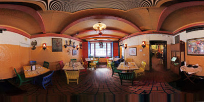Su Casa Mexican Restaurant inside