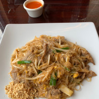 Mango Thai Cuisine food
