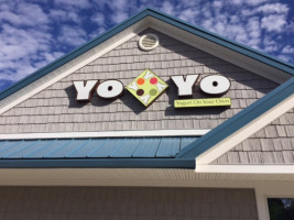 Yoyo The Lakes food