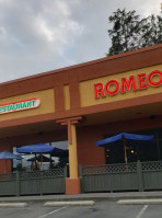Romeo's Famous Pizza food