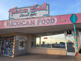 Taco Sal. outside