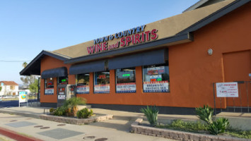 Town Country Wine And Spirits food