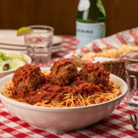 Buca di Beppo Maple Grove food