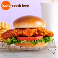 Hoots South Loop food
