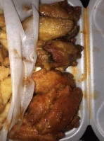 Touchdown Wings At Snellville Main Street food