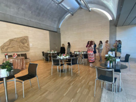 The Kimbell Café inside