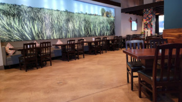 Uncle Julio's inside