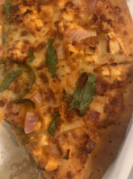 Mahal Pizza food
