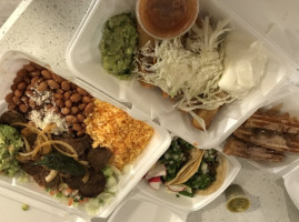 Taqueria Del Pueblo food