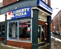 Liberty Pizza food