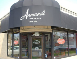 Armand's Pizzeria outside