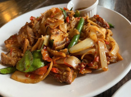 Budsi's Authentic Thai food