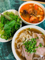 Golden Pho And Grill food
