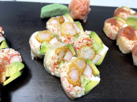 Sushi Nami Poke food