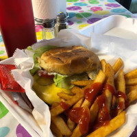 Mayos Burgers And Wings Food Truck food