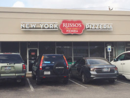 Russo's New York Pizzeria outside