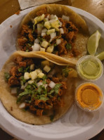 Taconmaye Mexican Foodtruck food