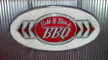 Bett Bev's Bbq, Perry food