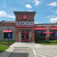 Old Chicago Pizza Taproom Topeka outside