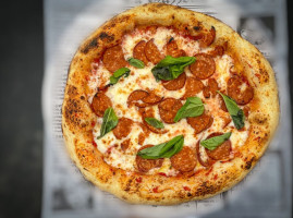 Pizzeria Magaddino food