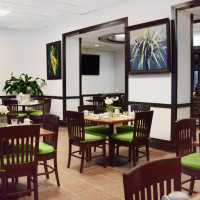 Tropical Lounge By Seacoast food